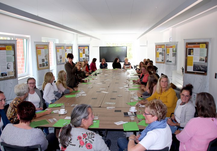 Die zweite Veranstaltung der Reihe „Frauen stärken in der Hohen Börde“ hat am 15. September im Sitzungssaal des Rathauses stattgefunden.